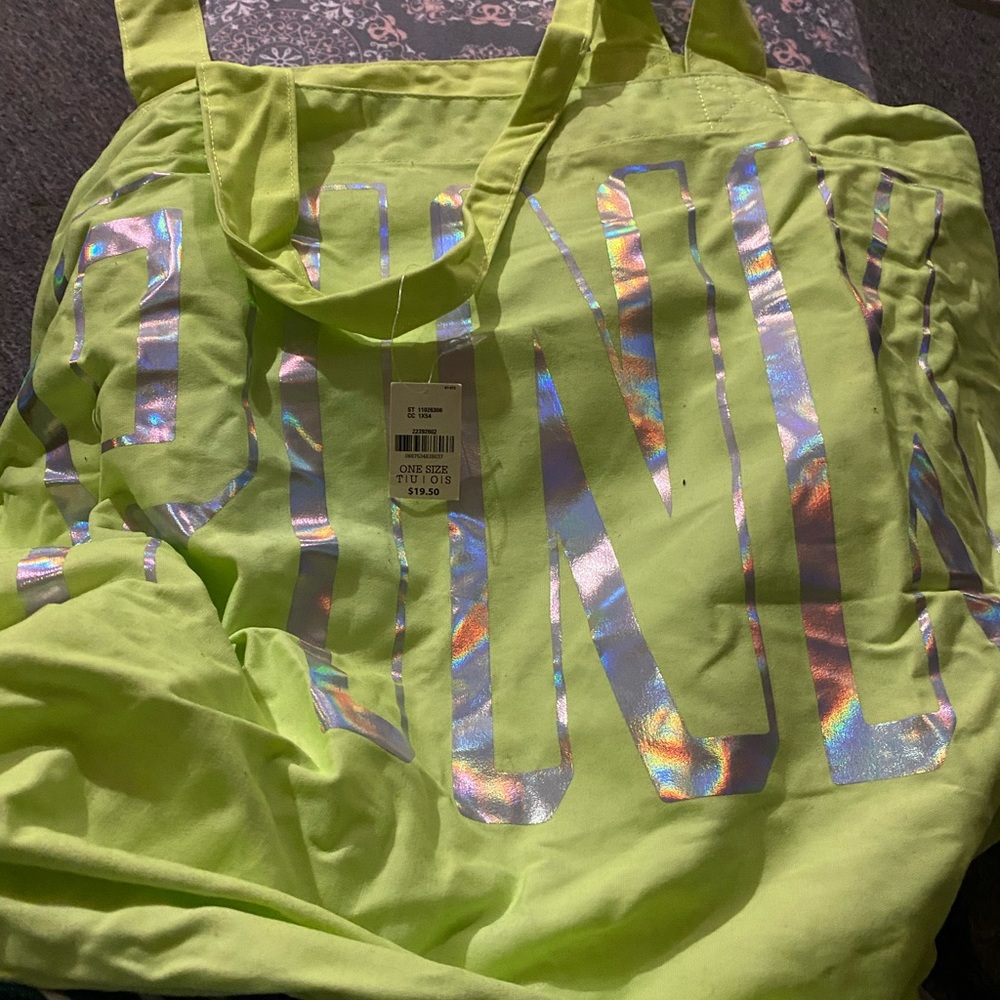 Tote bag